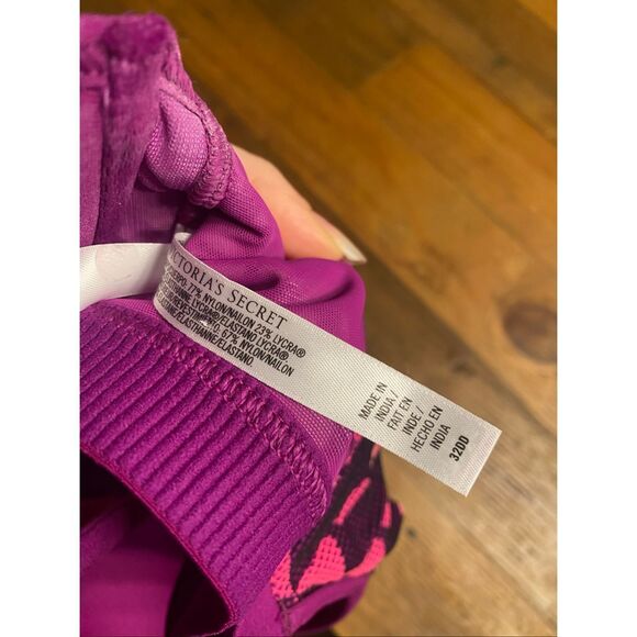 Victoria’s Secret VSX 32DD sports bra high support purple pink zipper - Picture 8 of 9